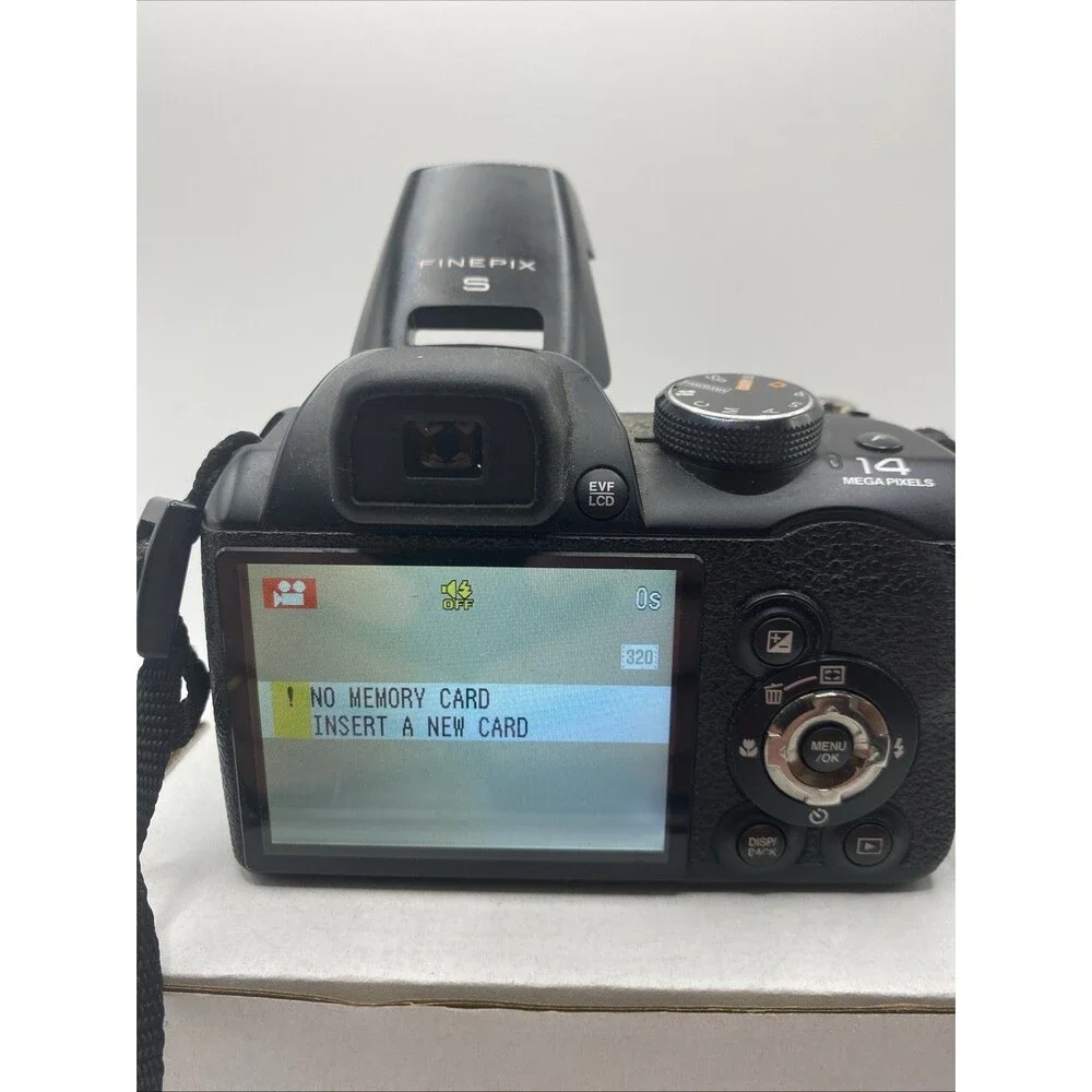 Fujifilm FinePix S4250WM 14MP Digital Camera 24x Zoom Fujinon Lens Black Tested